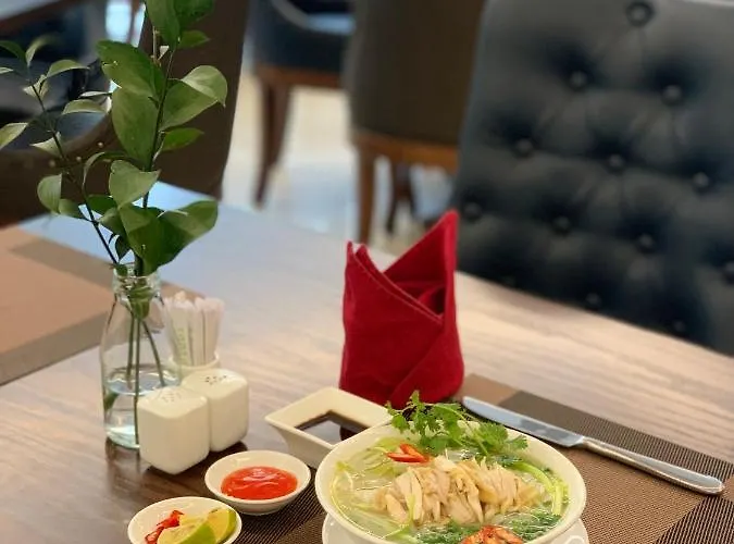 Halios Khách sạn