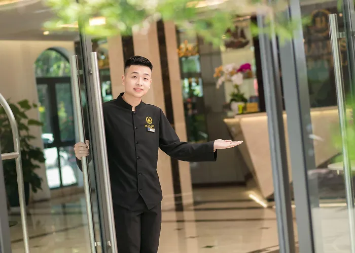 Halios Khách sạn 3*