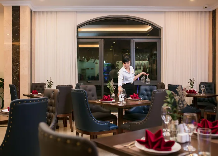 Halios Hotel 3*