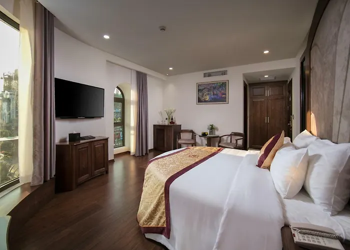 Halios 3* Hạ Long